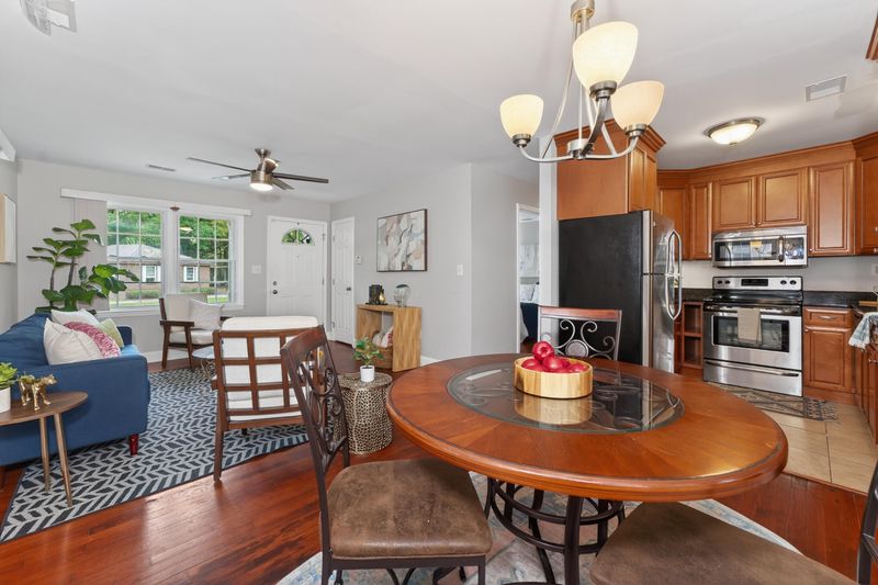 322 Mary Scott Dr, Goose Creek, SC 29445