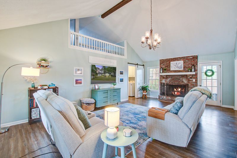 2115 Hunter Creek Dr, Charleston, SC 29414