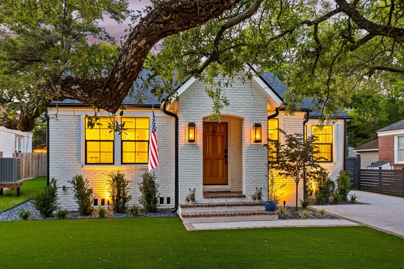 8 Yeadon Ave, Charleston, SC 29407