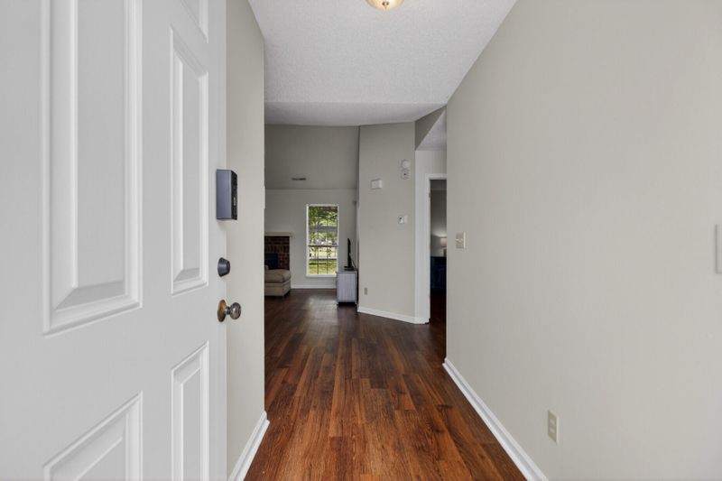4030 Bonaparte Dr, North Charleston, SC 29418