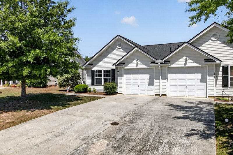 1238 River Rock Rd, Hanahan, SC 29410