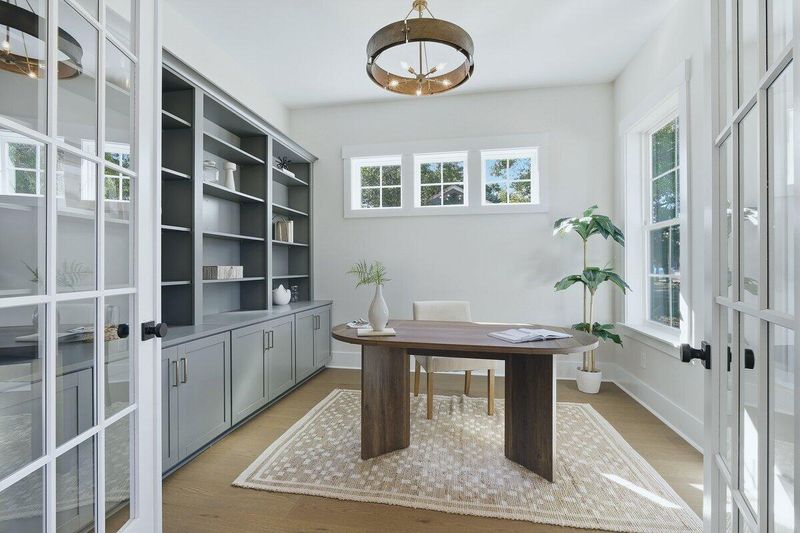 295 W Coleman Blvd, Mount Pleasant, SC 29464
