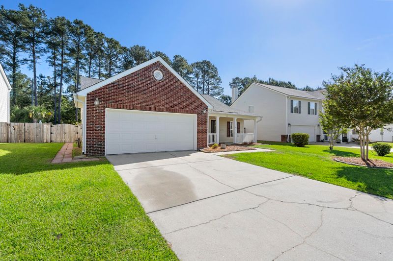 332 Southport Dr, Summerville, SC 29483