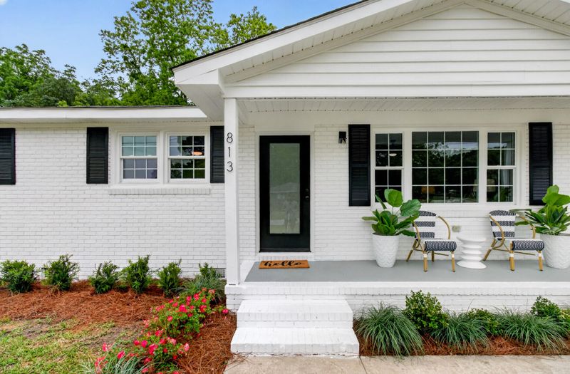 813 Brigantine Dr, Charleston, SC 29412