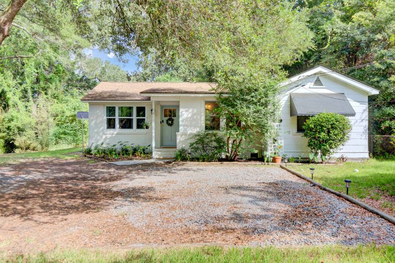 1414 Orange Grove Rd, Charleston, SC 29407