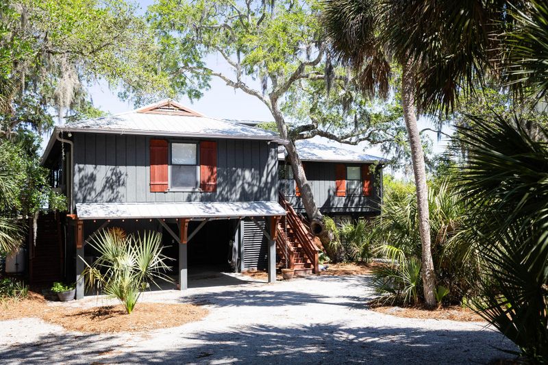 1205 Jungle Rd, Edisto Island, SC 29438
