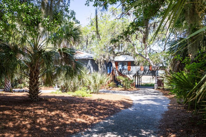 1205 Jungle Rd, Edisto Island, SC 29438