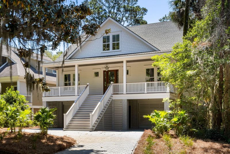 1017 Crooked Oak Ln, Johns Island, SC 29455