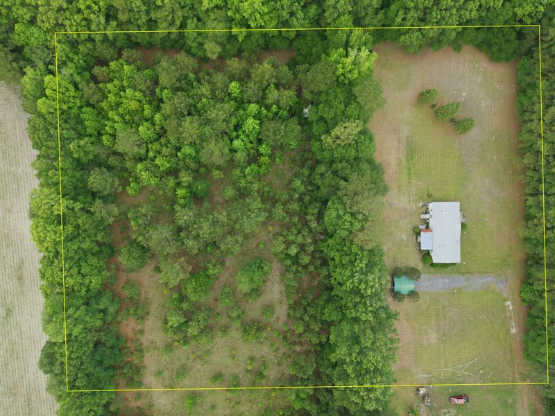 141 Mainester Ln, Saint Stephen, SC 29479