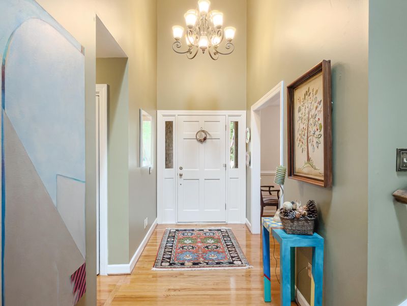 1529 Strathmore Ln, Mount Pleasant, SC 29464