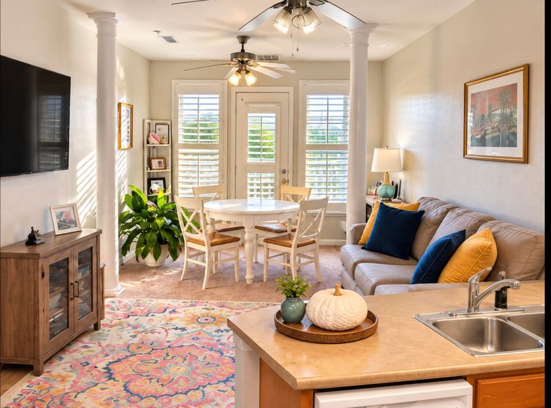 2262 Folly Rd #2j, Charleston, SC 29412