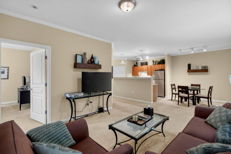300 Bucksley Ln #302, Charleston, SC 29492