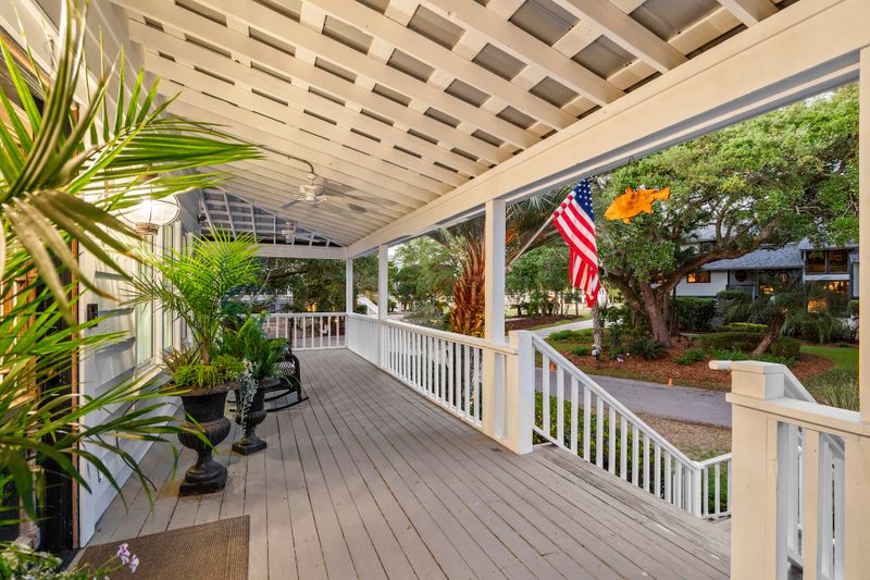 7 Tabby Ln, Isle Of Palms, SC 29451