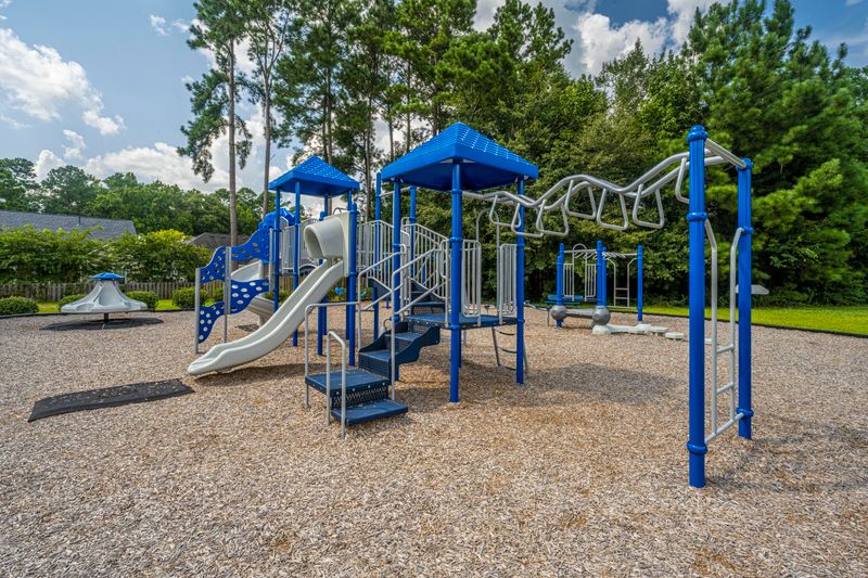 312 Breckingridge Dr, Ladson, SC 29456