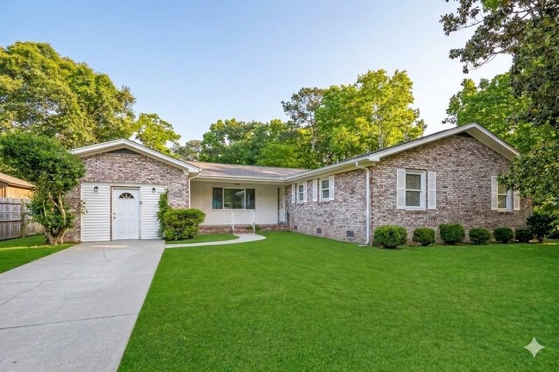 8397 Glenford Rd, North Charleston, SC 29406