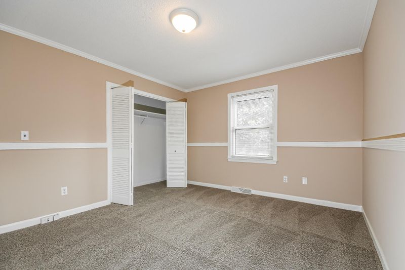 8397 Glenford Rd, North Charleston, SC 29406