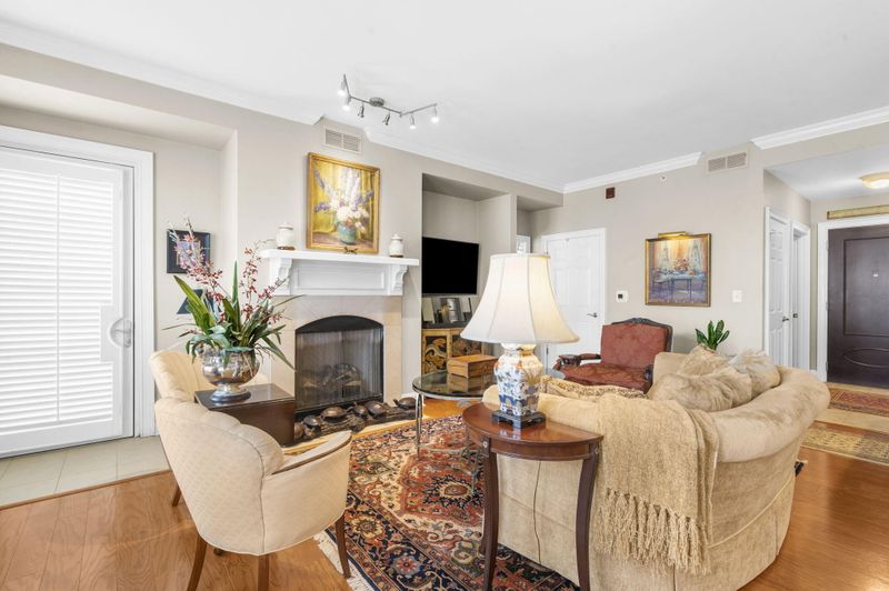498 Albemarle Rd #510, Charleston, SC 29407