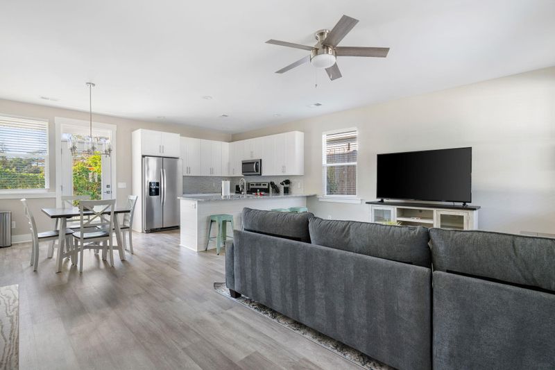 2664 Harvey Ave, North Charleston, SC 29405