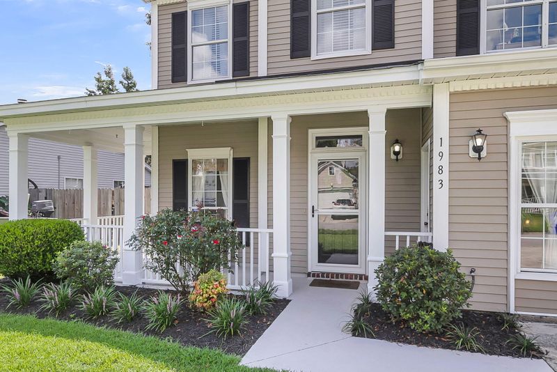1983 Treebark Dr, Charleston, SC 29414