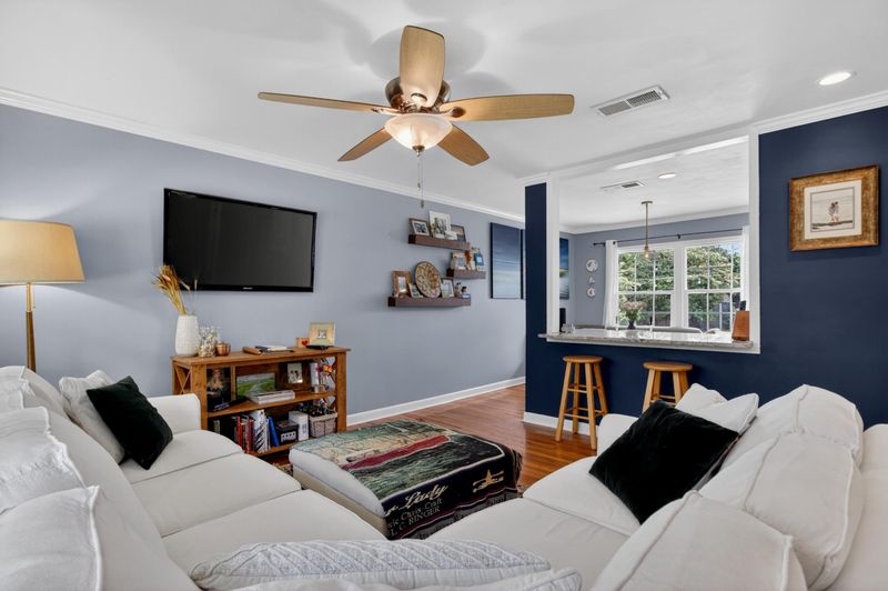 823 Quail Dr, Charleston, SC 29412