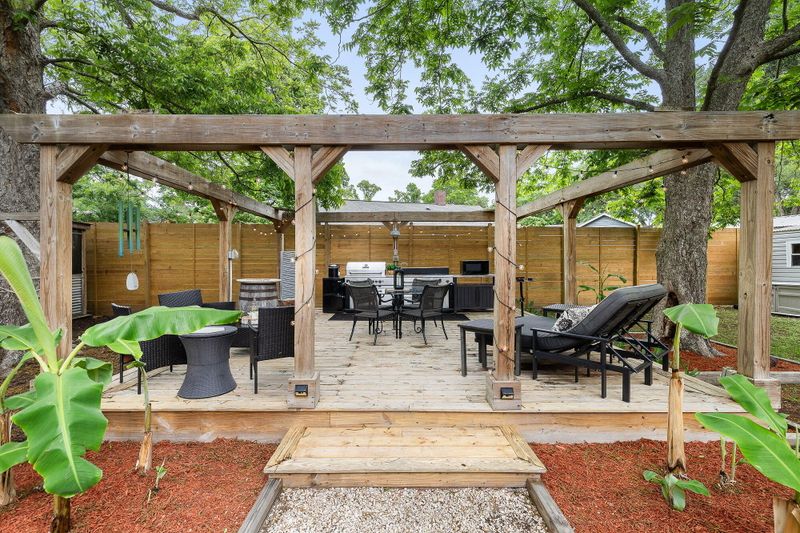 1208 Merganser Ct, Mount Pleasant, SC 29464