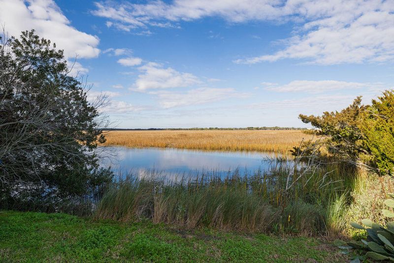 2393 Folly Rd #1a, Folly Beach, SC 29439