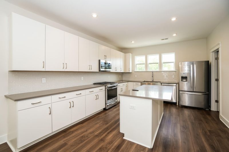 4416 Avery Ave, North Charleston, SC 29405