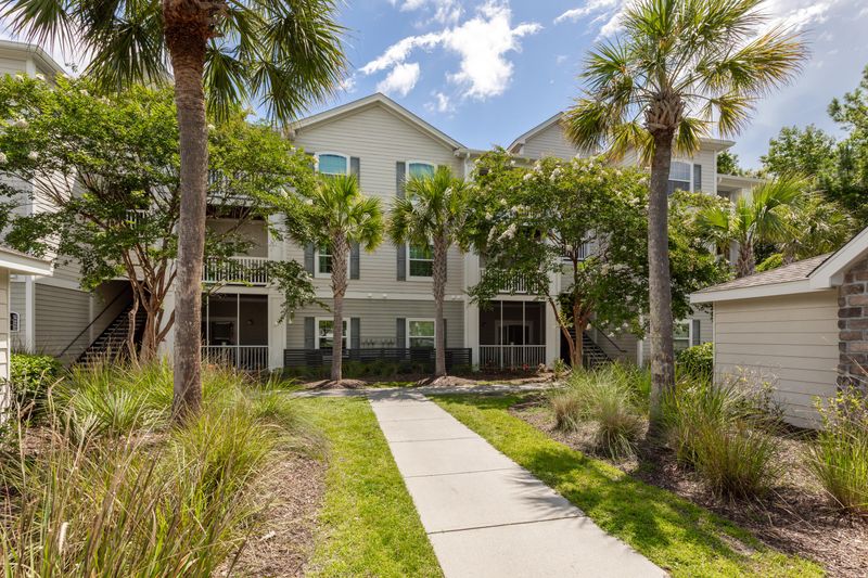 1300 Park West Blvd #110, Mount Pleasant, SC 29466
