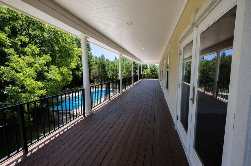 4712 Westervelt Rd, Meggett, SC 29449