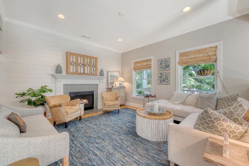 45 Fenwick Dr, Charleston, SC 29407
