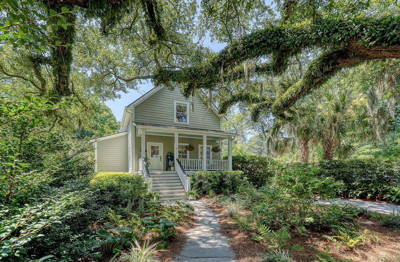 45 Fenwick Dr, Charleston, SC 29407
