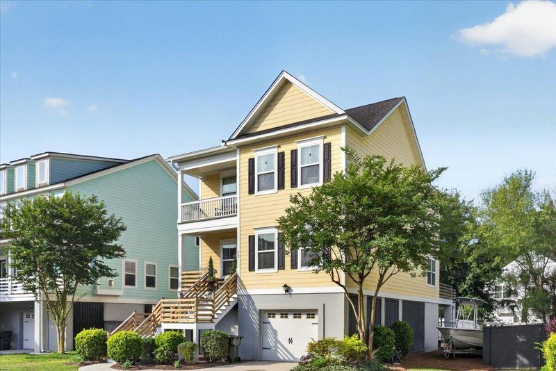 467 Sanders Farm Ln, Charleston, SC 29492