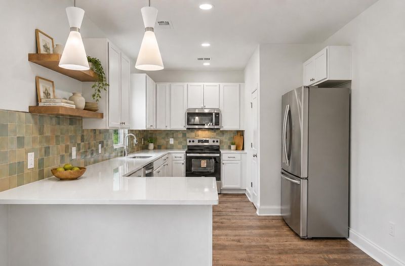 529 New Regenia Pl, Holly Hill, SC 29059