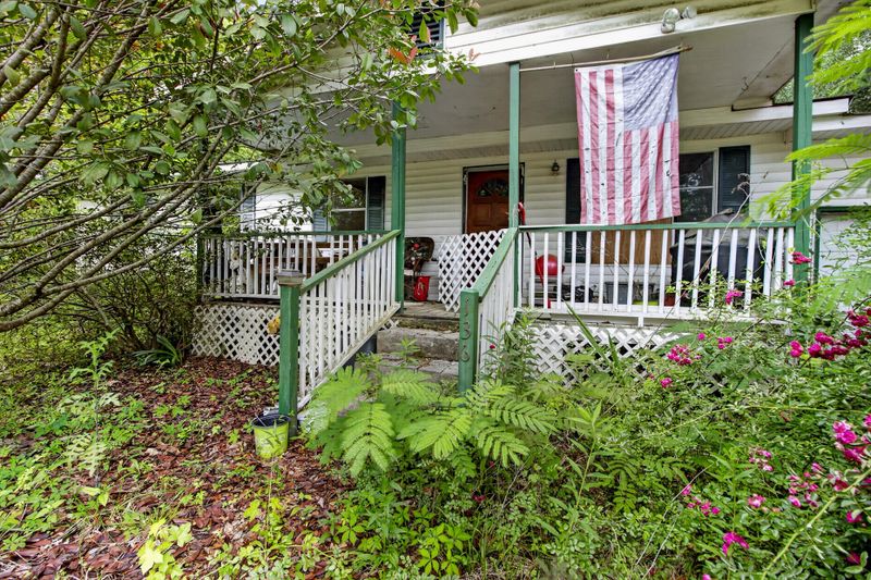 136 Old Arrowhead Trl, Huger, SC 29450