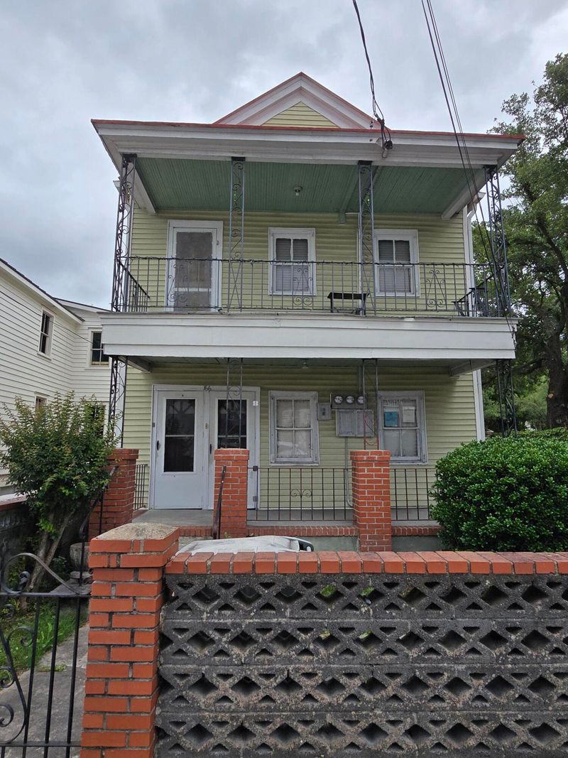 166 President #A,B,C, Charleston, SC 29403