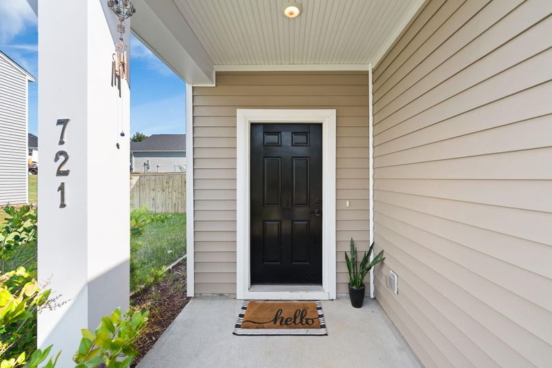 721 Mcroy St, Moncks Corner, SC 29461