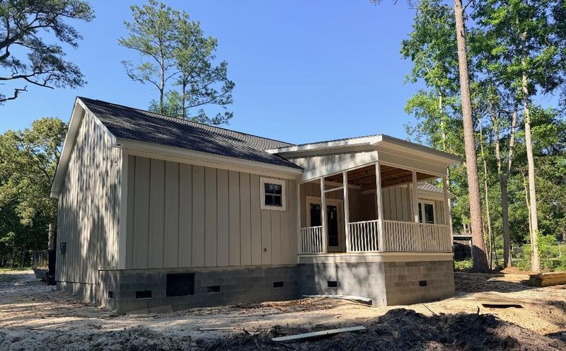 5811 Octavia Ave, Ravenel, SC 29470