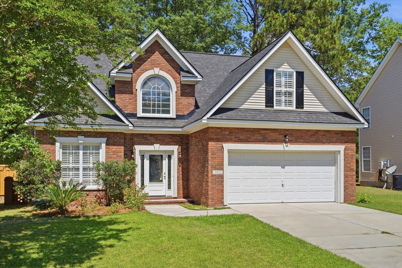 102 Sago Palm Ct, Summerville, SC 29483