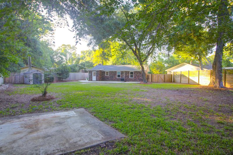1142 Bonnie Ln, Mount Pleasant, SC 29464