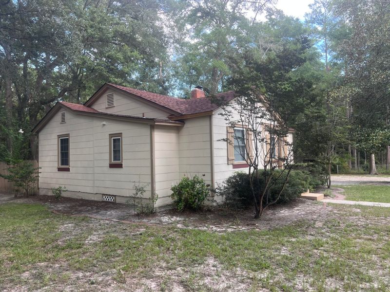 200 Lands End Rd, Walterboro, SC 29488