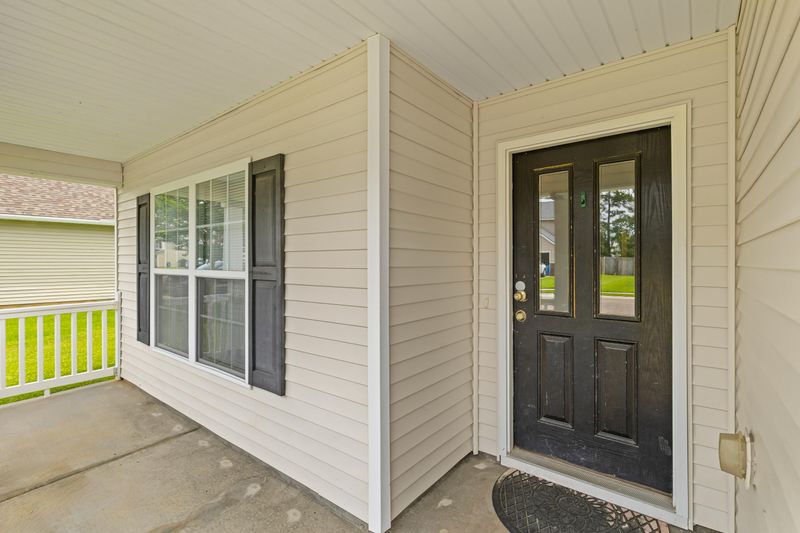109 Pine Hall Dr, Goose Creek, SC 29445
