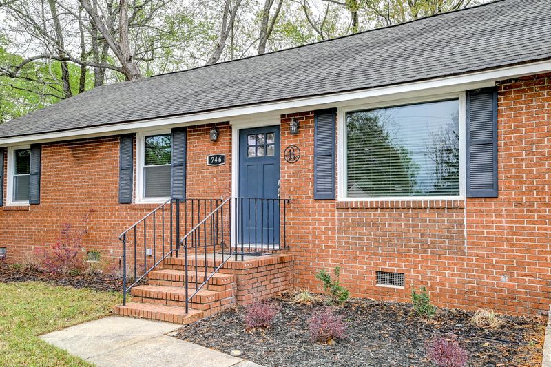 746 Cartwright Dr, Charleston, SC 29414