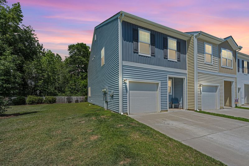 201 Trumpet Vine Dr, Summerville, SC 29486