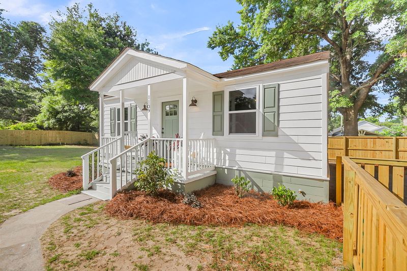 1139 Greenhill Rd, Charleston, SC 29412