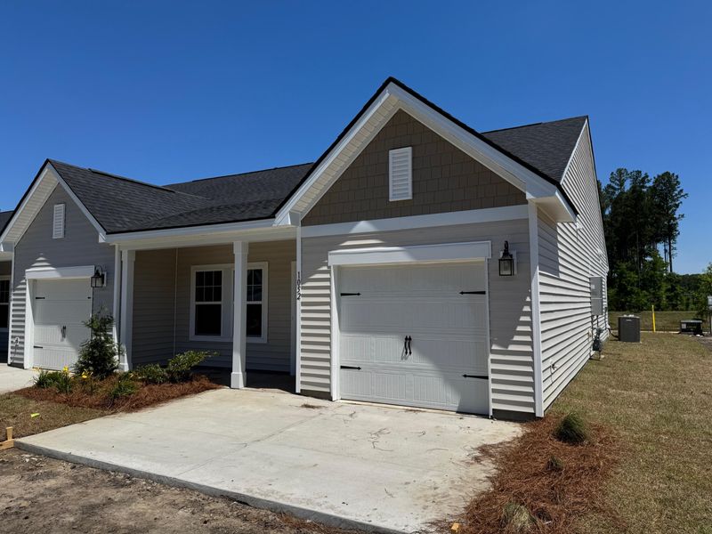 1052 Dusk Dr, Summerville, SC 29486