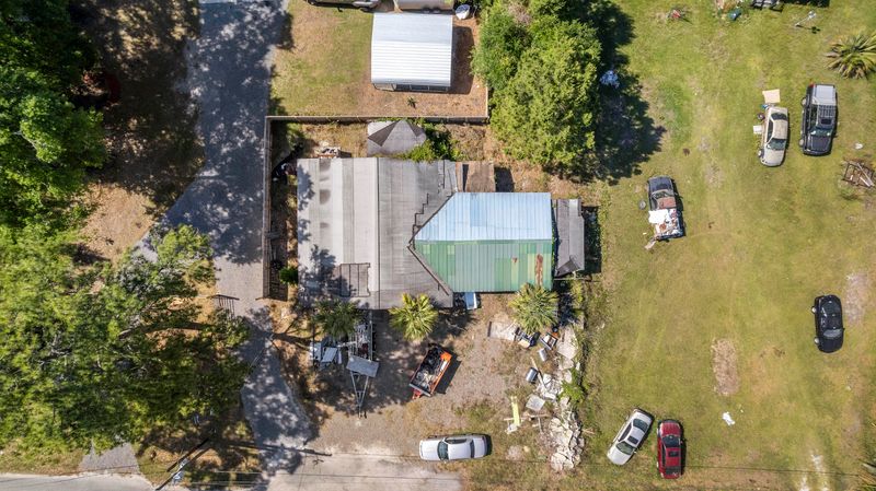 5770 Scott White Rd, Hollywood, SC 29449