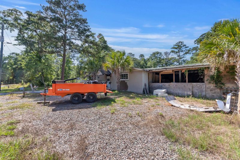 5770 Scott White Rd, Hollywood, SC 29449