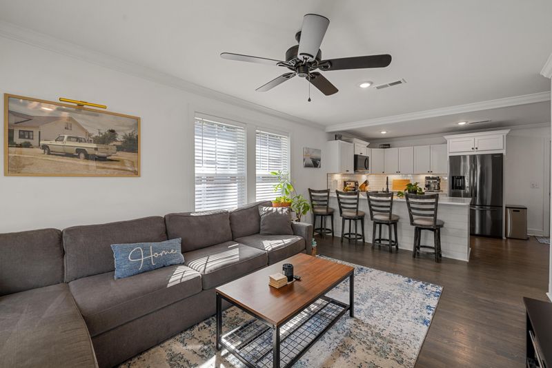 1543 Joan St, Charleston, SC 29407