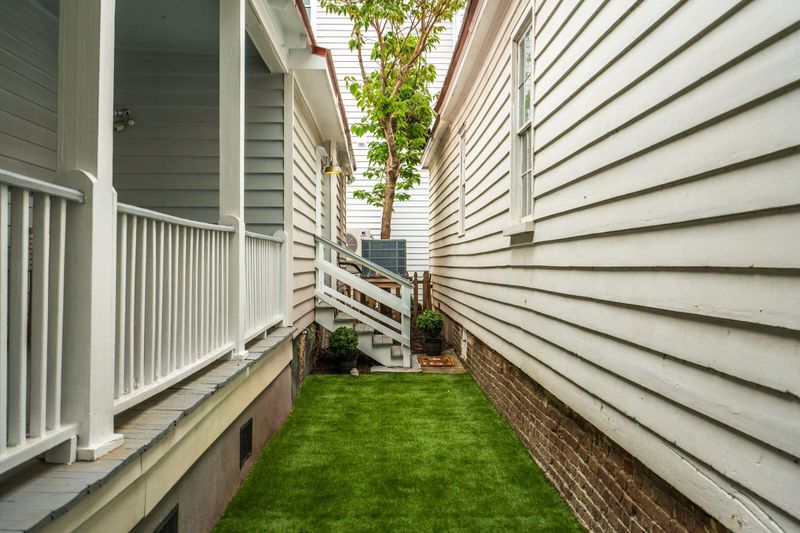 80 Nassau St, Charleston, SC 29403