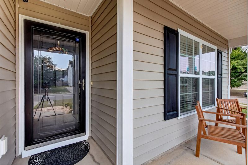 1124 Flyway Rd, Summerville, SC 29483